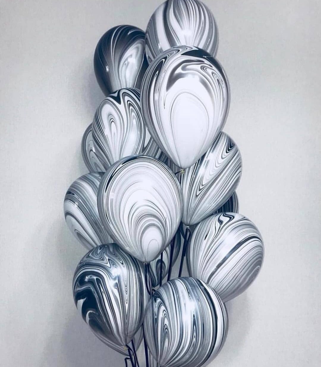 шары агаты черно-белые