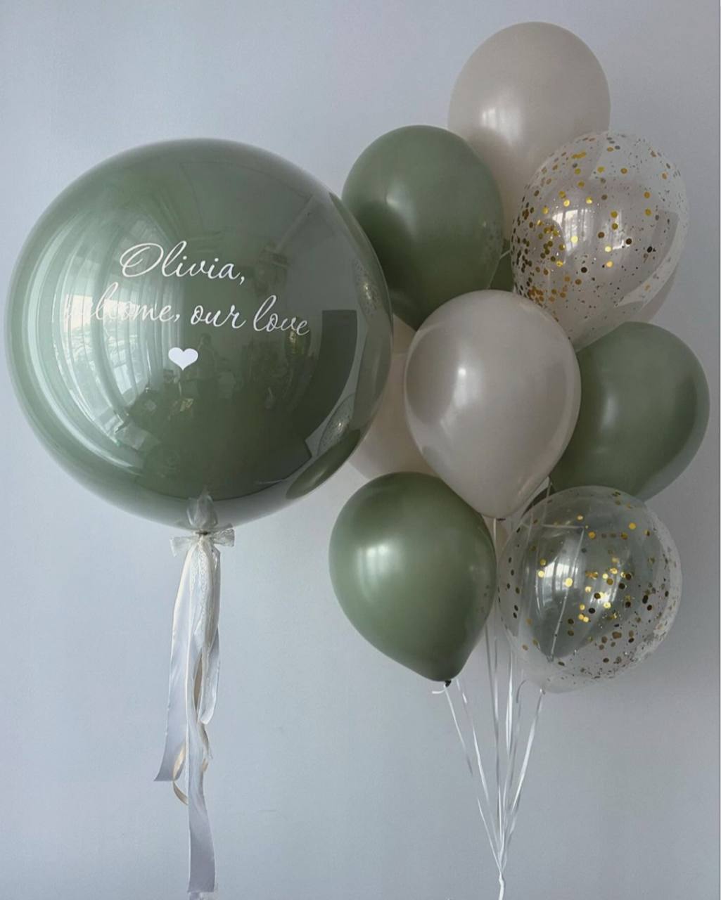 Стеклянный шар олива