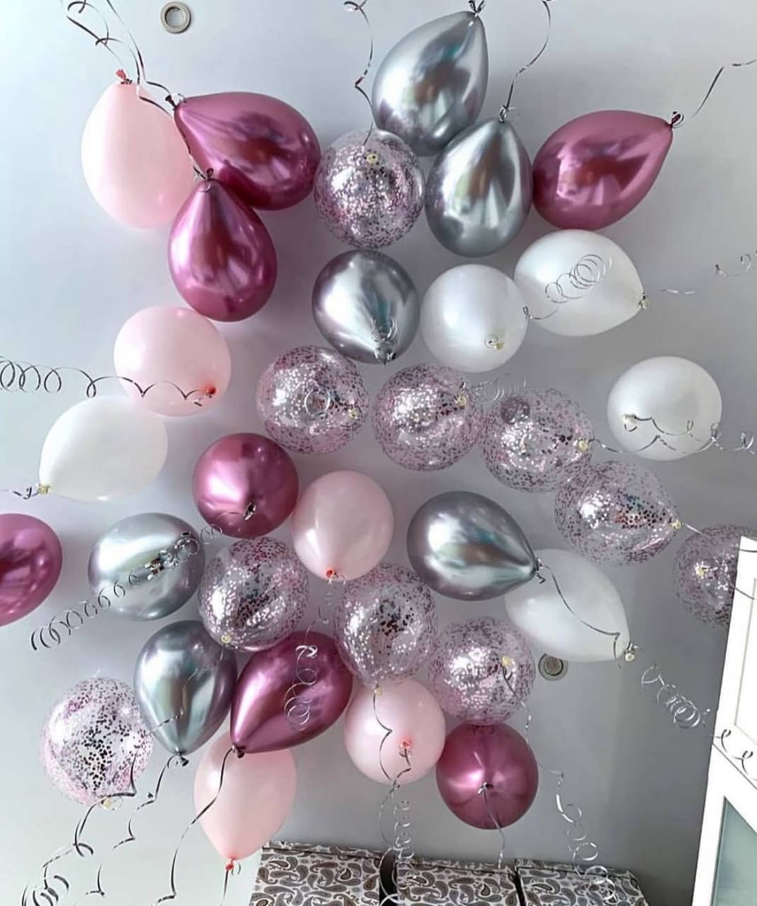 Шары под потолок