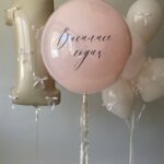 «Нежный первый год» — шары на 1 год в бежево-розовых тонах